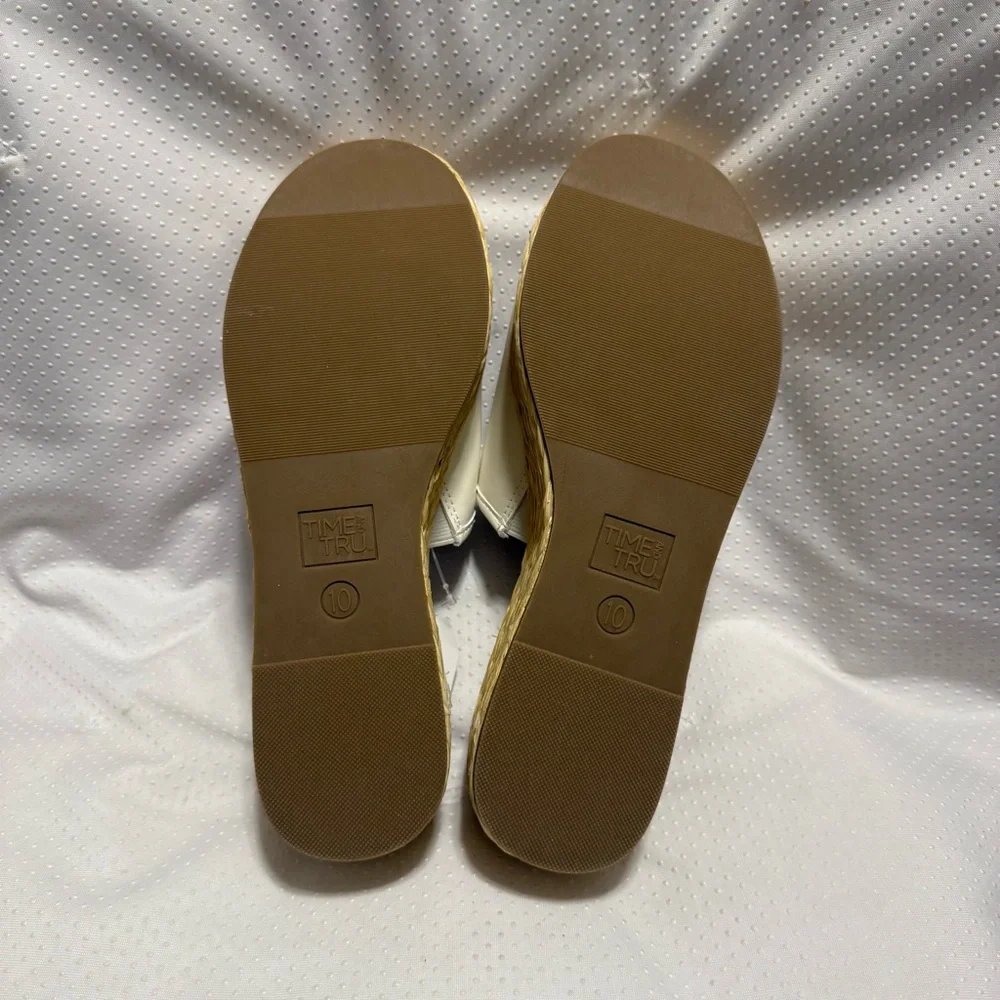 Time and Tru‎ White Tan Platform Slides Women’s Size 10 Slip On New